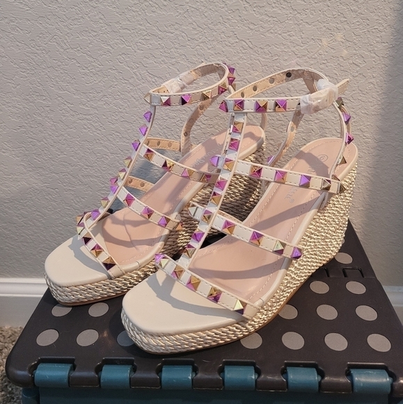 Nature Breeze Studded Wedge Sandals - Picture 1 of 1